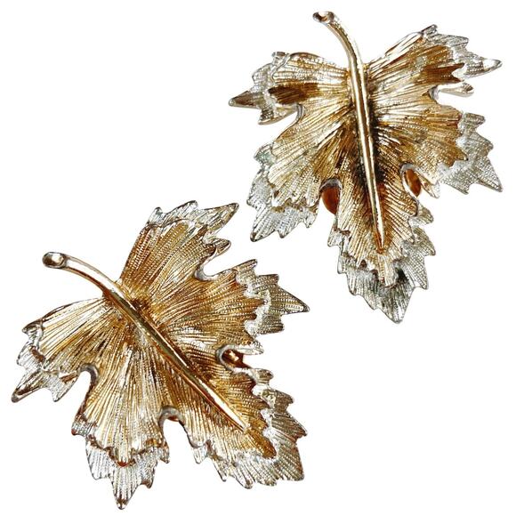 VTG Signed Sarah Coventry Mid Century Leaf Clip On Earrings Gold Silver Tone - Picture 1 of 12